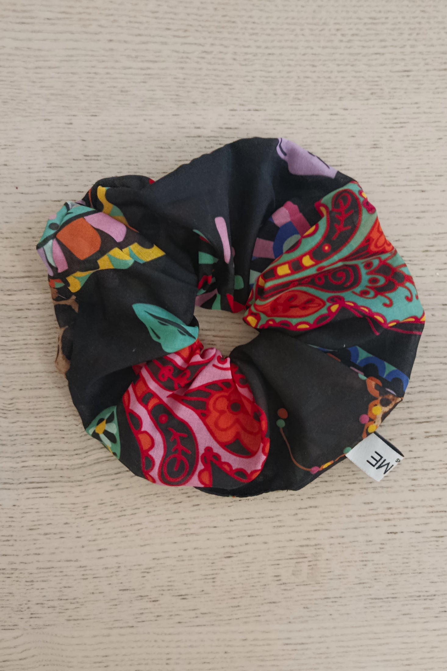 SCRUNCHIE ΑΥΓΟΥΣΤΟΣ (black)