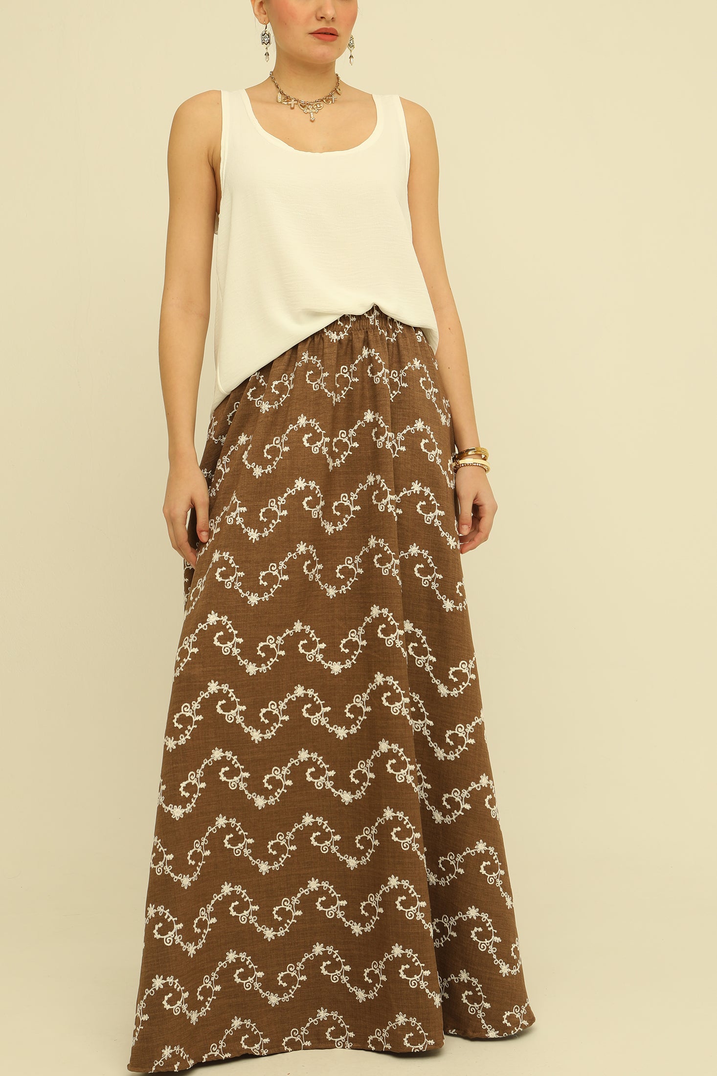 EMBROIDERY SKIRT (brown)