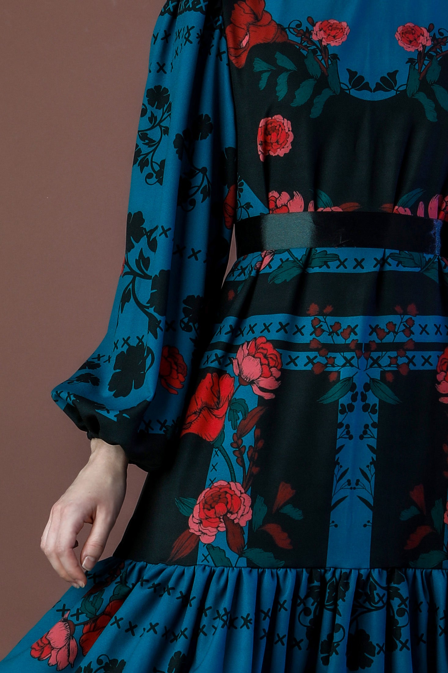 IRIDA DRESS (black)
