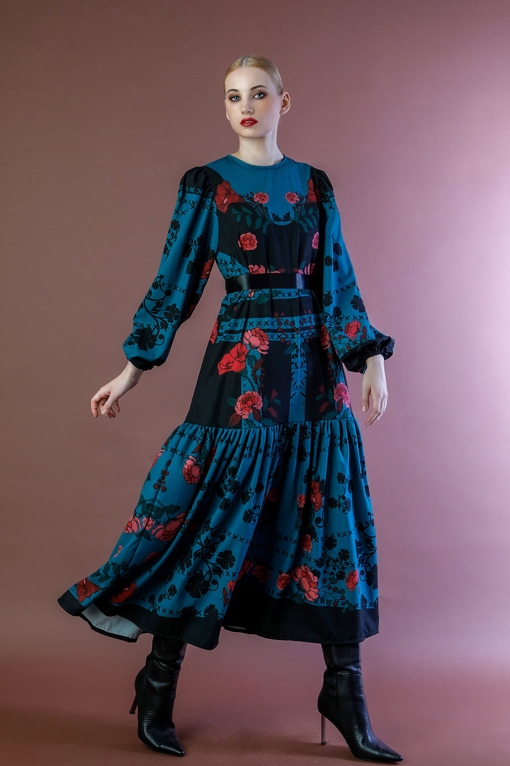 IRIDA DRESS (black)