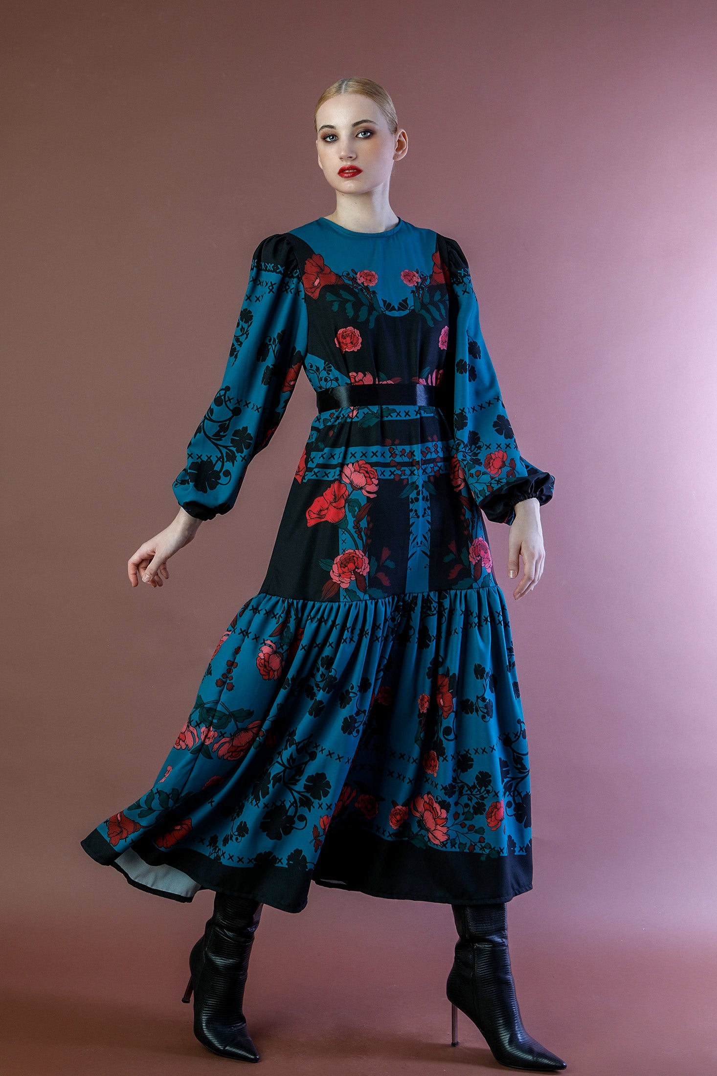 IRIDA DRESS (black)
