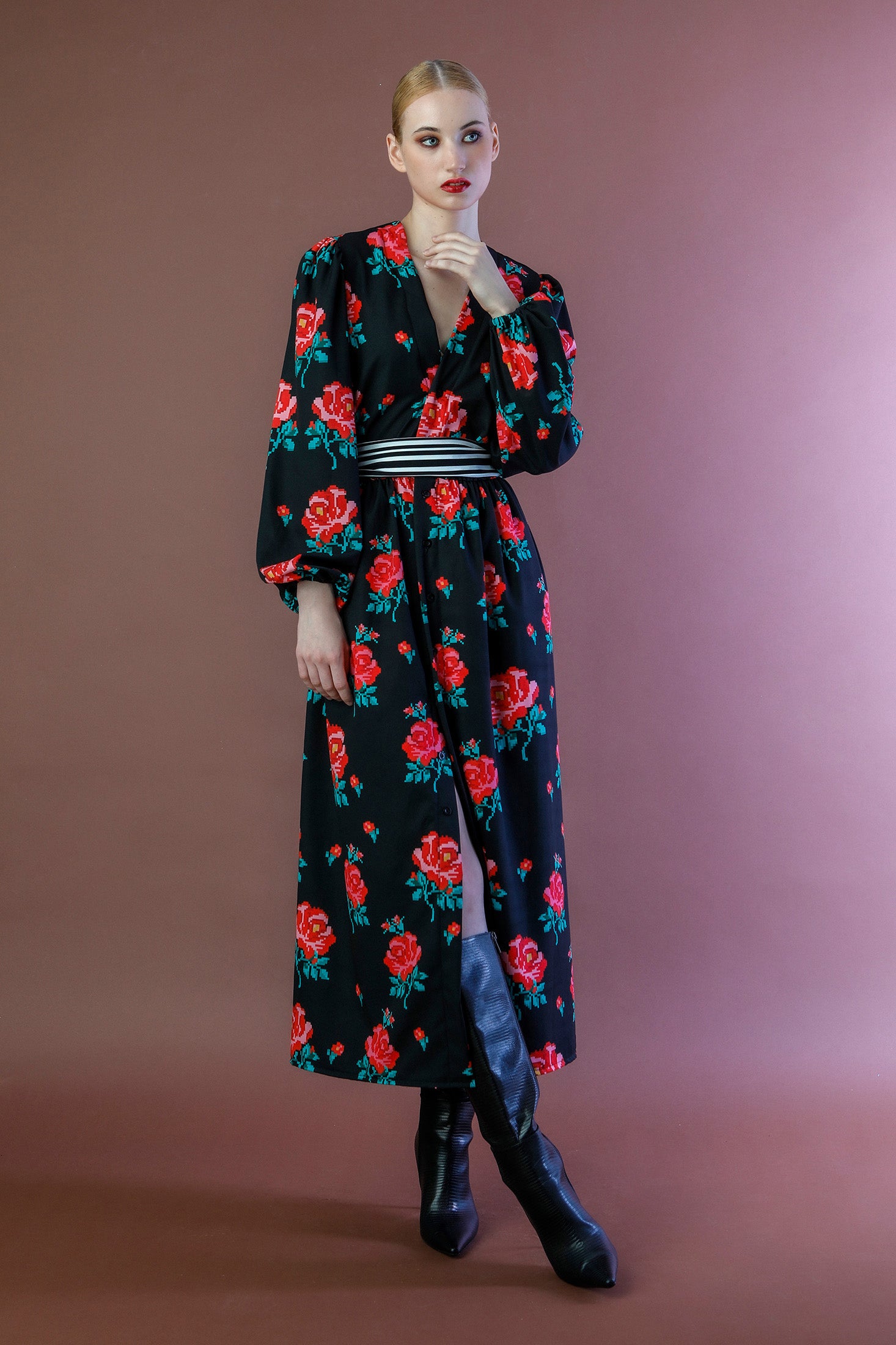 OLIVIA DRESS (roses)