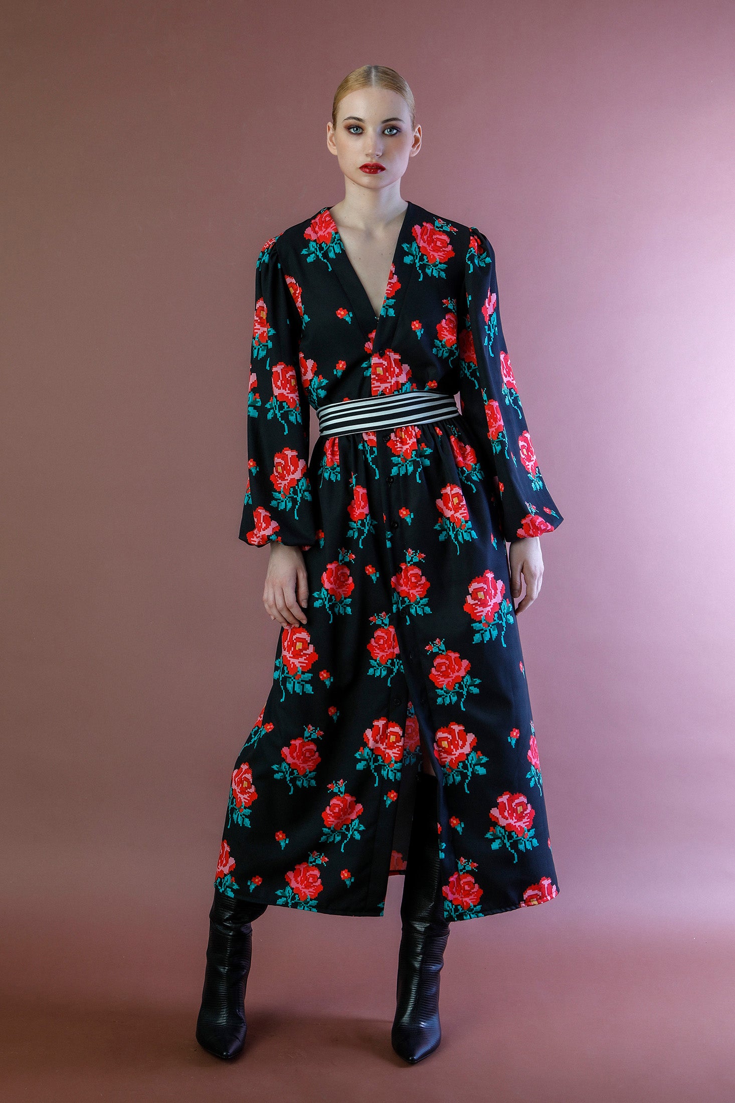 OLIVIA DRESS (roses)