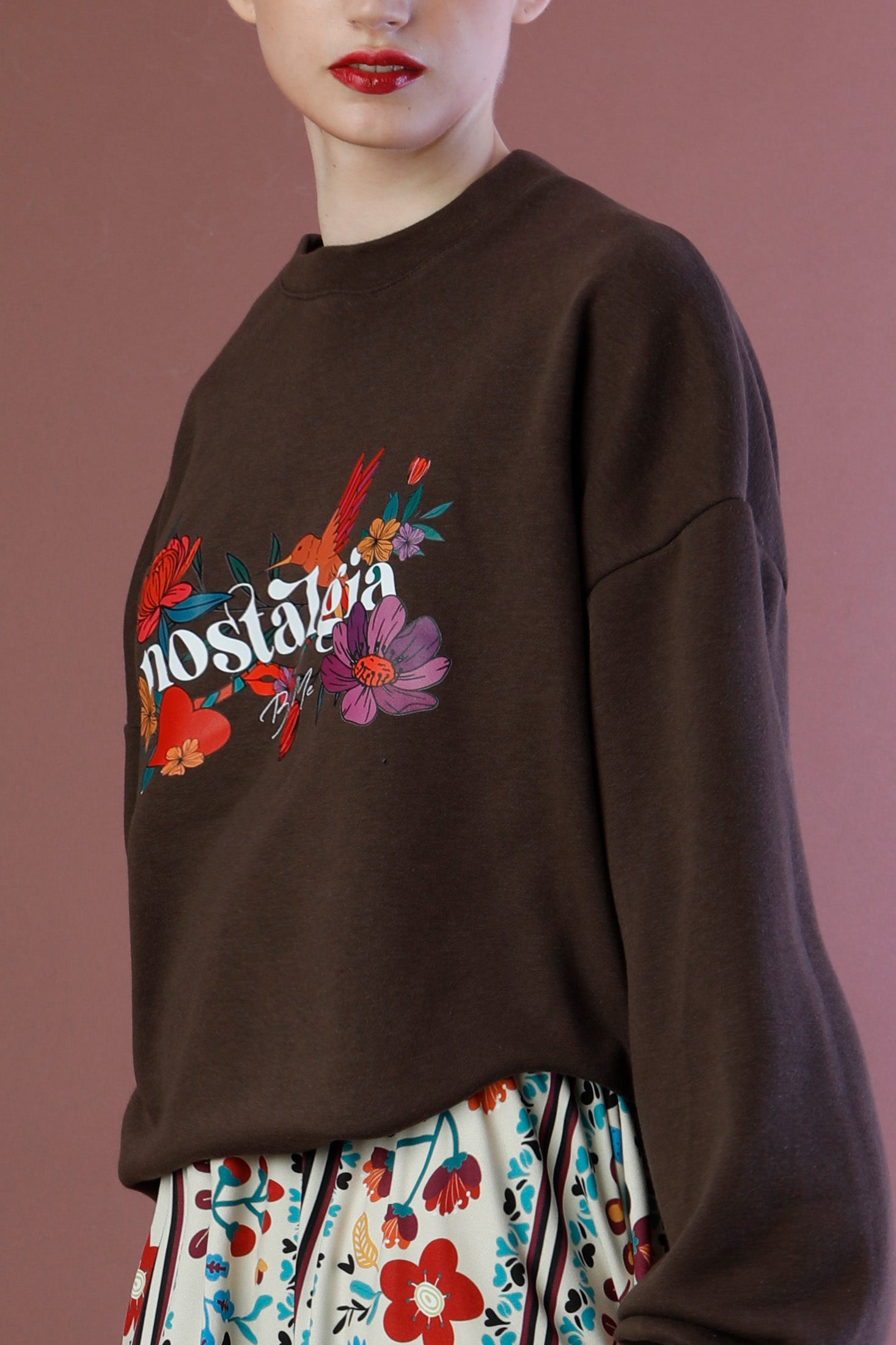 NOSTALGIA SWEATSHIRT (brown)