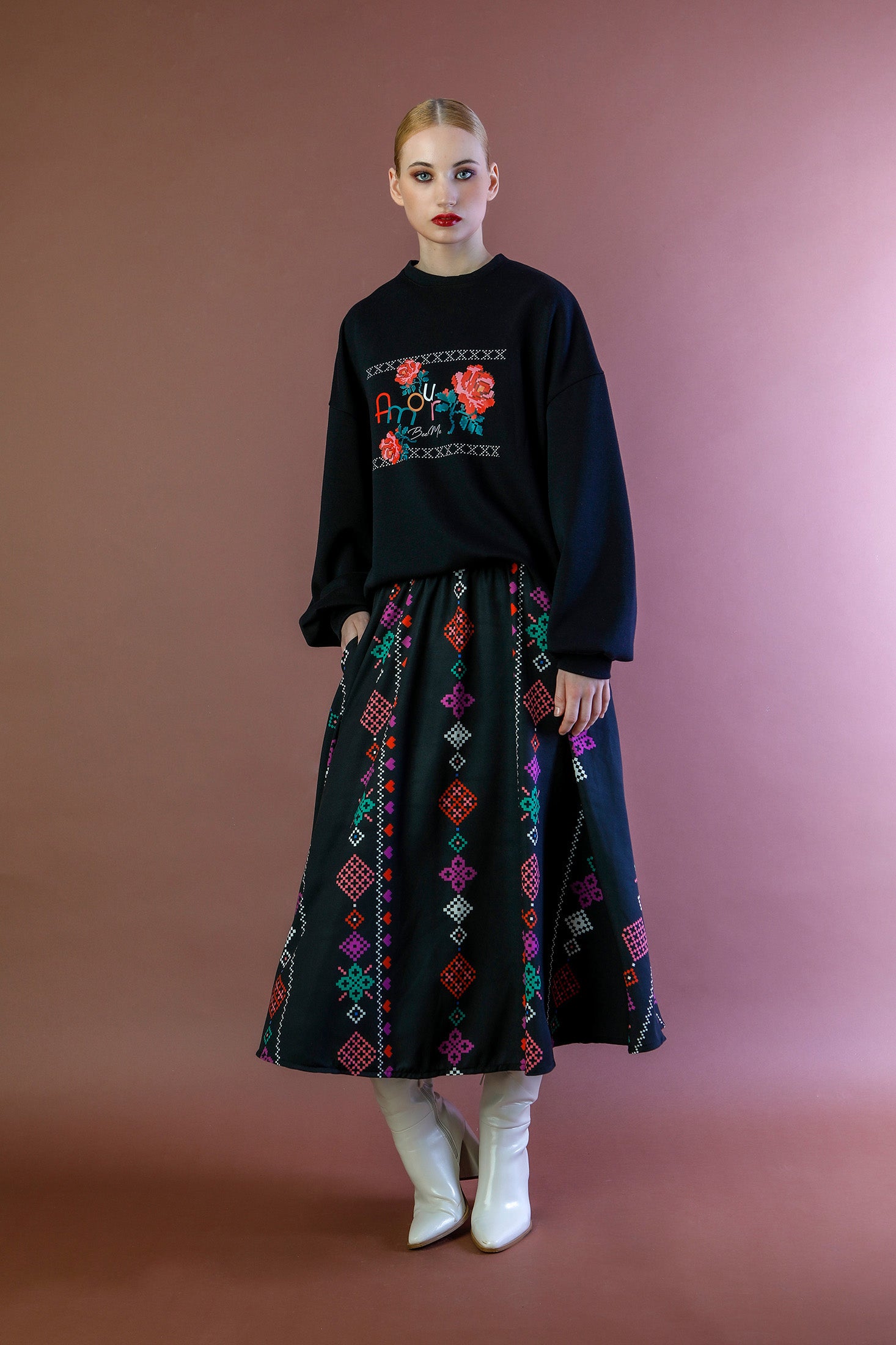 AMOUR SWEATSHIRT (black)