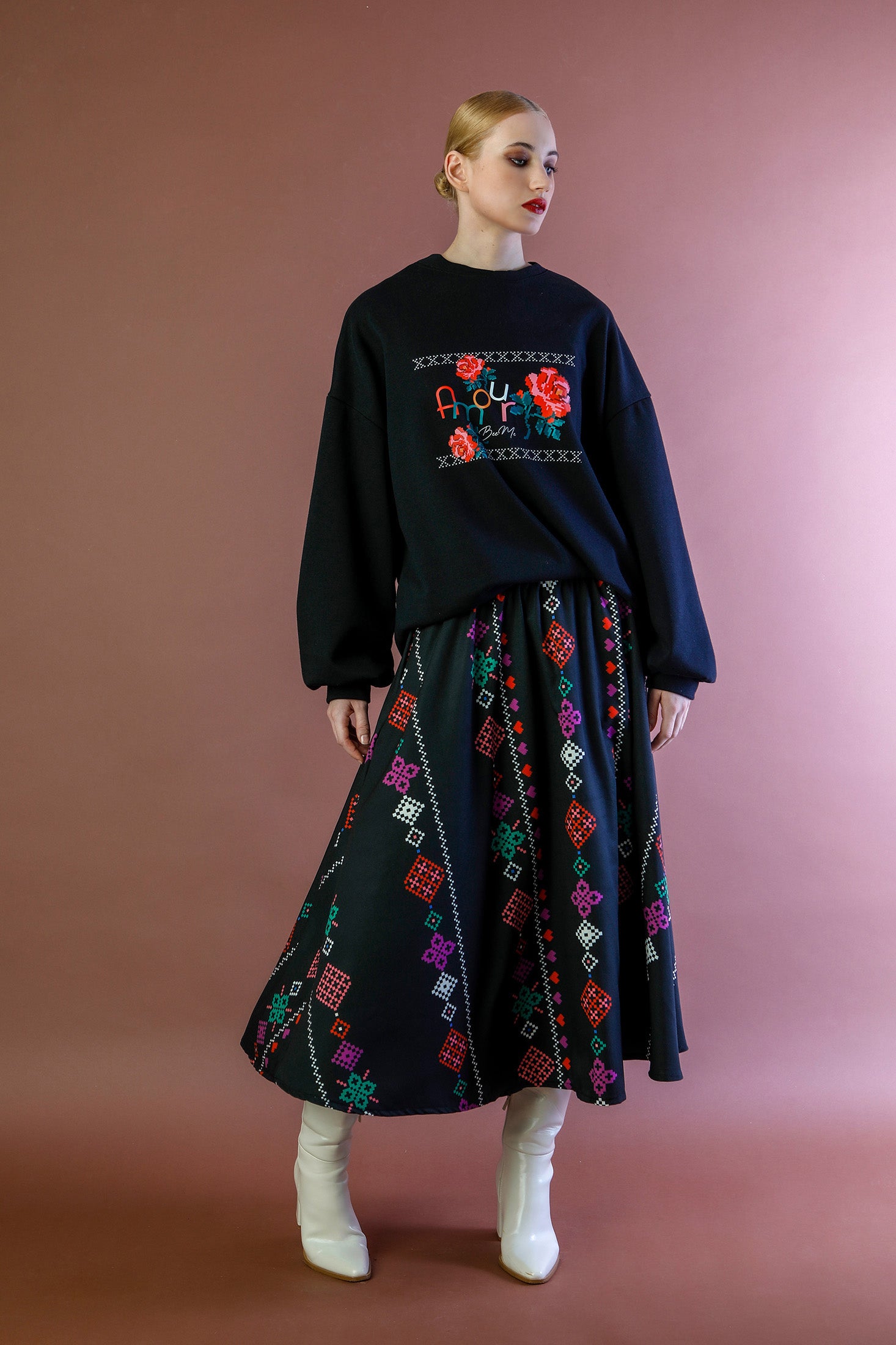 AMOUR SWEATSHIRT (black)