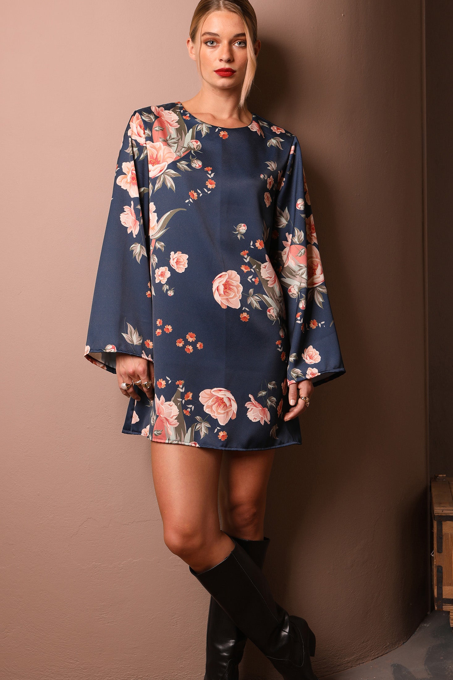VIOLET DRESS  (blue)